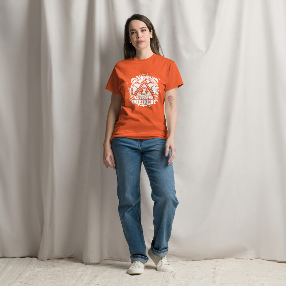 NWO Logo weiss Unisex T-Shirt – Bild 12
